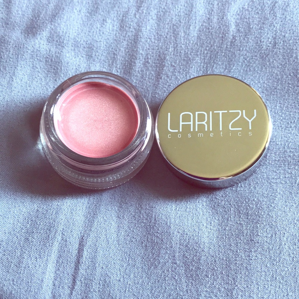 Laritzy ✨ Dew pot! Color: Fine